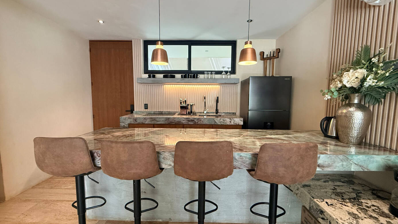 El corazón · La cocina detalle — Pool Garden III